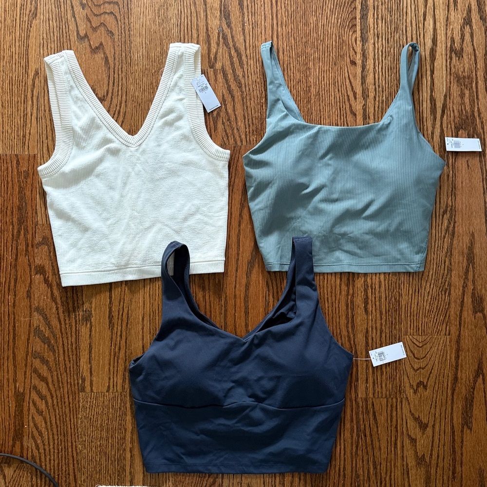 3 old navy tank tops ,seamless ivory built in bra rib longline & studio smooth L
